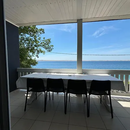 Apartmani Bosnjak Starigrad Paklenica Zimmer foto