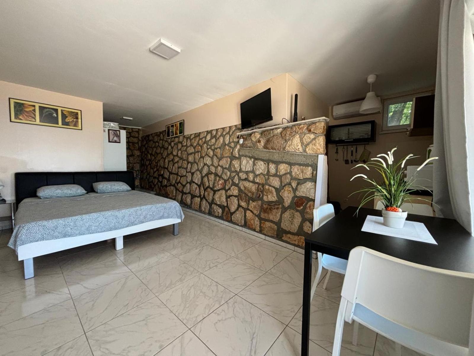 Apartment Bosnjak *